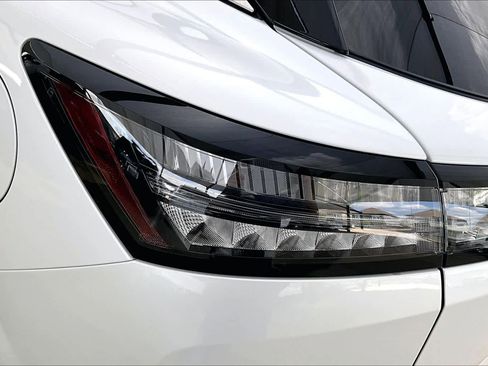 New 2026 Nissan Murano Platinum AWD/4WD image 12