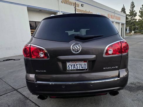 Used 2012 Buick Enclave Leather FWD image 7