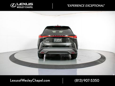 Used 2024 Lexus RX 350 FWD w/ Technology Package image 7