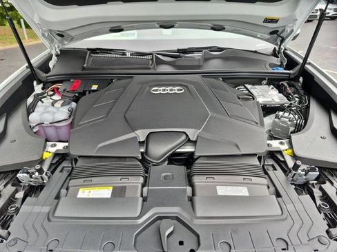 New 2026 Audi Q8 Premium Plus AWD/4WD image 17