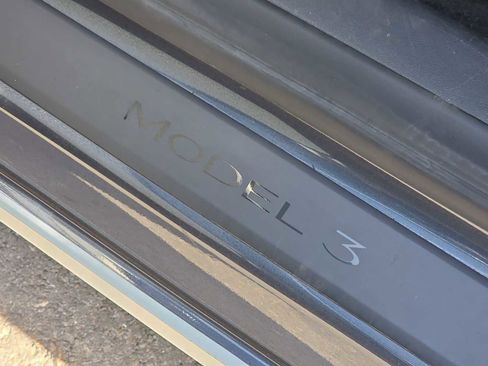 Used 2022 Tesla Model 3 Long Range image 11