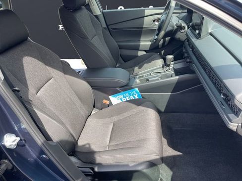 Certified 2025 Honda Accord SE image 15