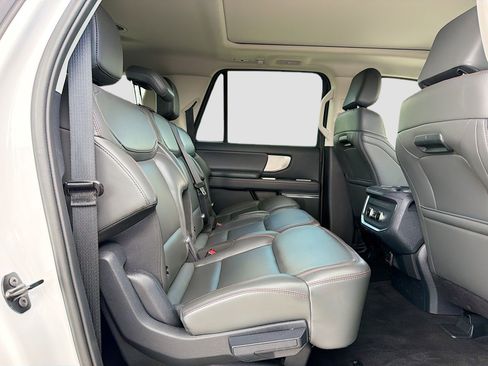 Certified 2025 Ford Expedition Max Active AWD/4WD image 35