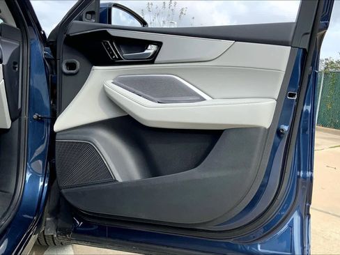 Used 2026 Acura MDX FWD w/ Technology Package image 21