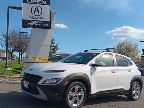 Used 2023 Hyundai Kona SEL w/ Convenience Package image 1