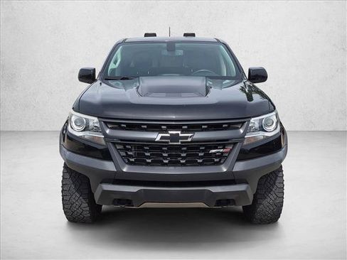 Used 2019 Chevrolet Colorado ZR2 w/ ZR2 Midnight Special Edition AWD/4WD image 2