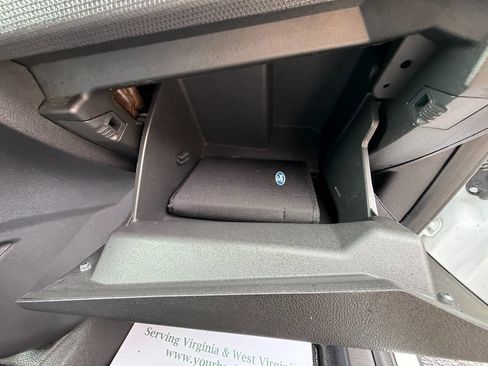 Used 2018 Ford Transit Connect XL image 25