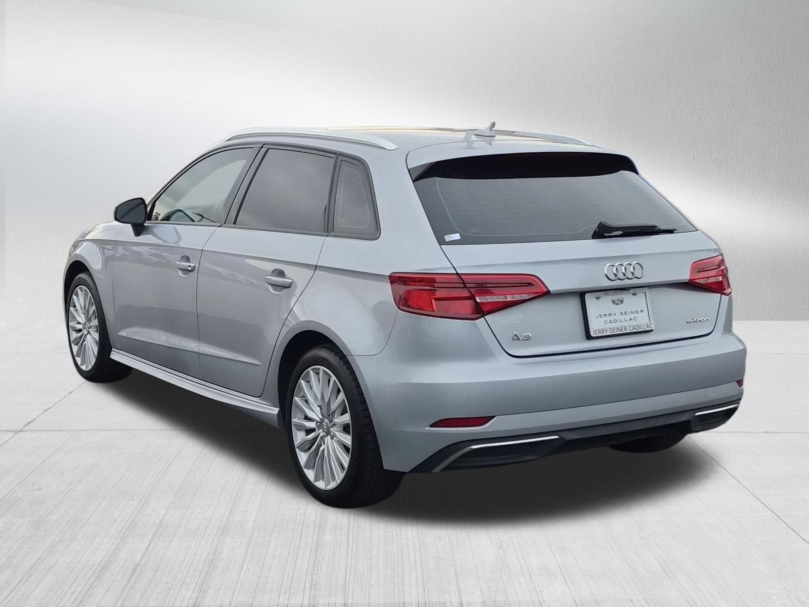 Used 2017 Audi A3 e-tron Premium FWD image 3