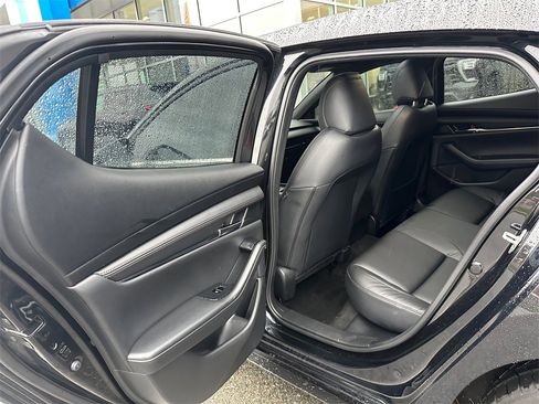 Used 2023 MAZDA MAZDA3 s image 16