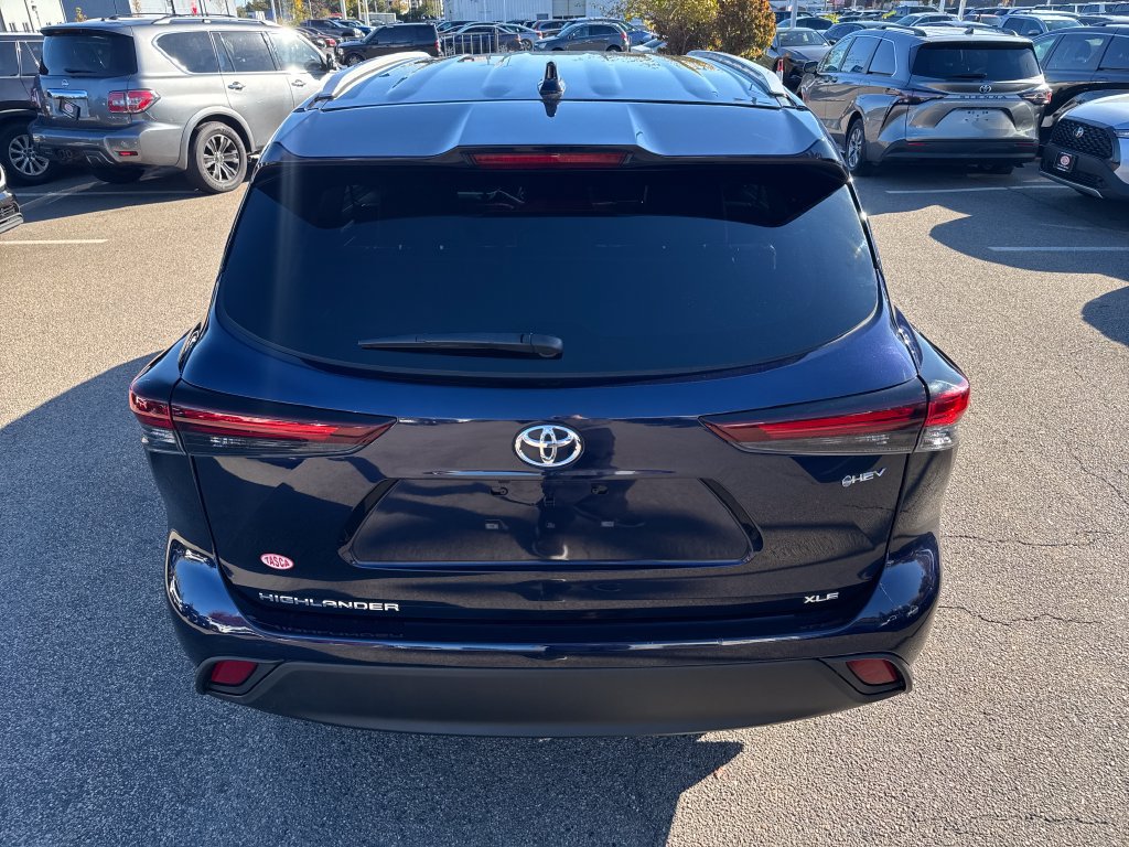 Used 2026 Toyota Highlander XLE AWD/4WD image 6