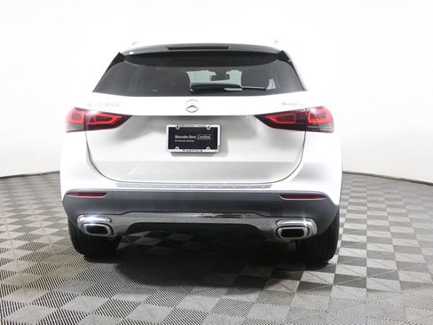 Used 2023 Mercedes-Benz GLA 250 4MATIC image 6