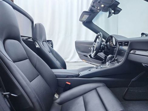 Used 2017 Porsche 911 Carrera 4S image 30