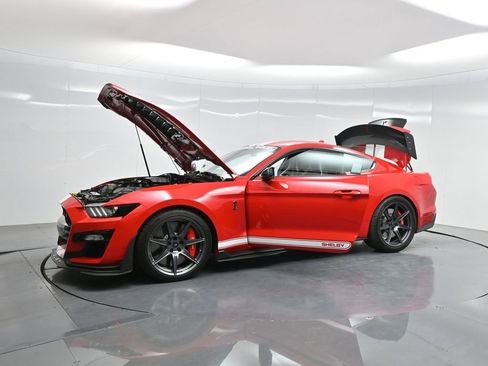 Used 2020 Ford Mustang Shelby GT500 w/ Technology Package RWD image 5