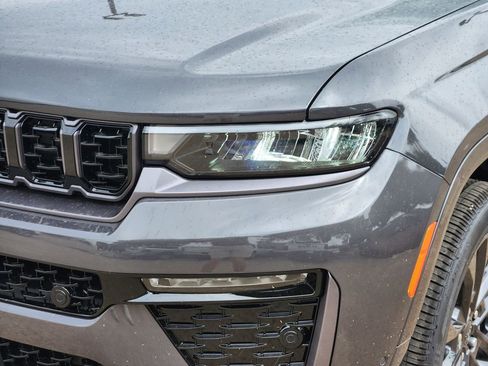 New 2026 Jeep Grand Cherokee Limited AWD/4WD image 5
