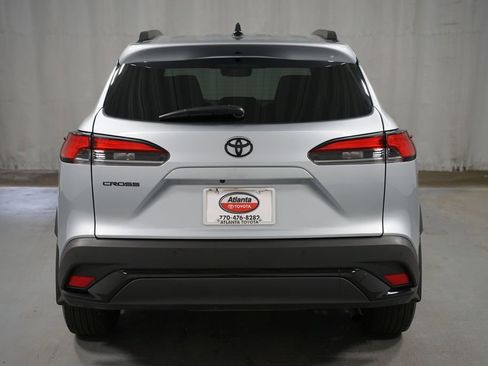 Used 2025 Toyota Corolla Cross AWD Hybrid w/ Convenience Package image 7