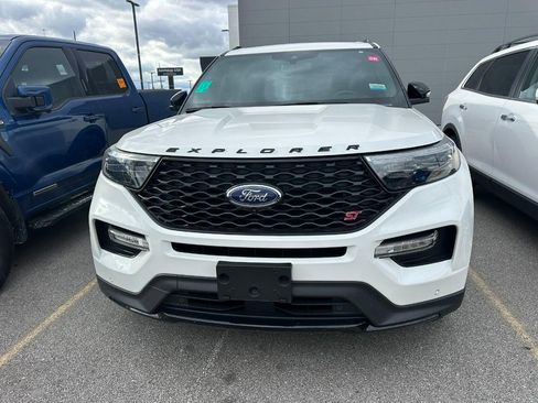 Used 2020 Ford Explorer ST w/ ST Street Pack image 12