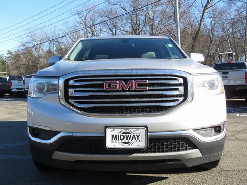Used 2019 GMC Acadia SLE image 2