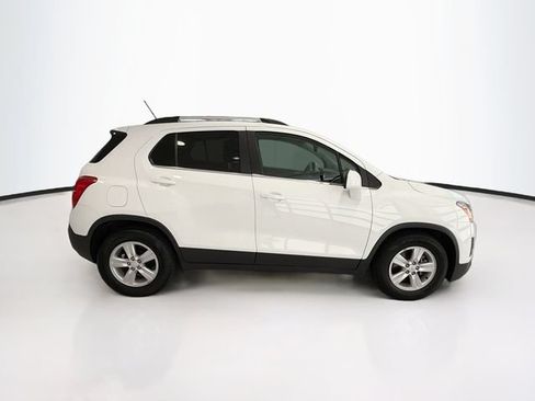 Used 2016 Chevrolet Trax LT FWD image 7