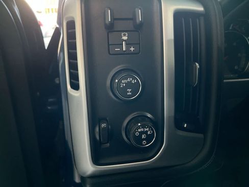 Used 2018 GMC Sierra 1500 SLE w/ Elevation Edition AWD/4WD image 30