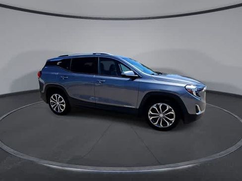 Used 2019 GMC Terrain SLT w/ Preferred Package FWD image 9