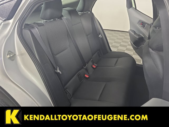 Used 2025 Toyota Prius LE FWD image 24