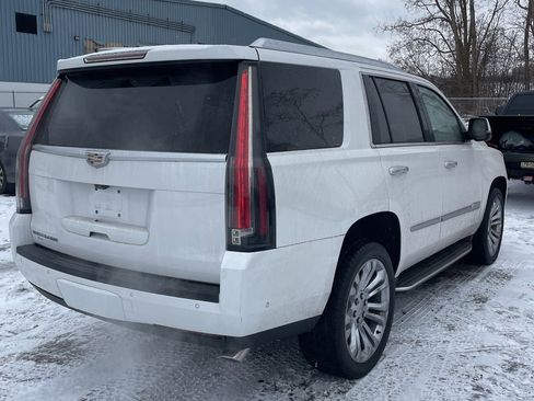 Used 2018 Cadillac Escalade Luxury w/ LPO, Radiant Package image 6