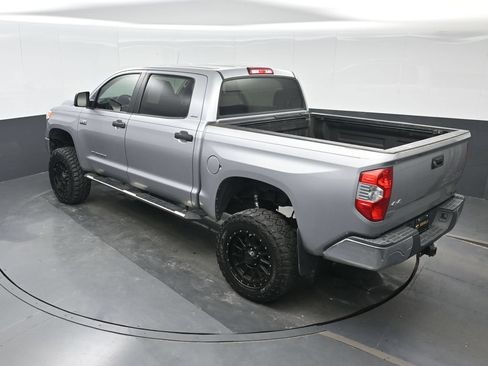 Used 2017 Toyota Tundra SR5 AWD/4WD image 11