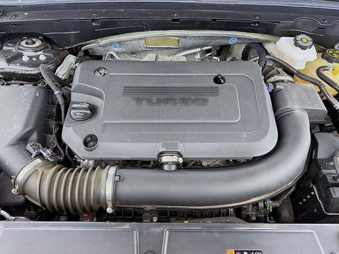 Used 2023 Buick Envision Avenir AWD/4WD image 23