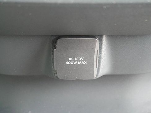 Used 2025 Ford Expedition Tremor image 71