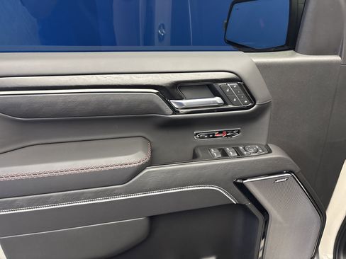 Used 2026 GMC Sierra 1500 AT4X w/ LPO, Black Badging Package image 10