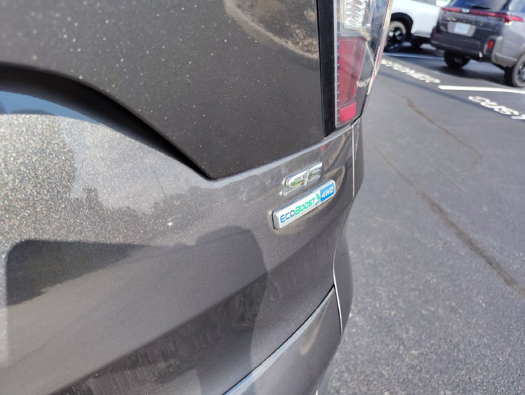 Used 2017 Ford Escape SE AWD/4WD image 6