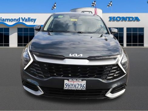 Used 2024 Kia Sportage EX image 2