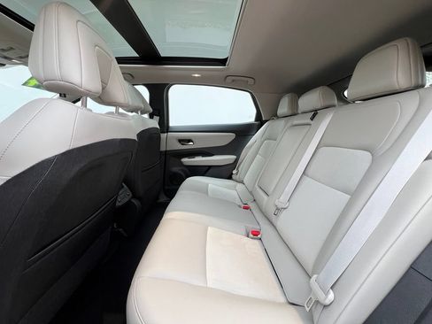 Certified 2024 Nissan Ariya AWD image 11