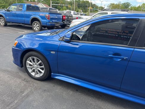 Used 2016 Mitsubishi Lancer ES image 4