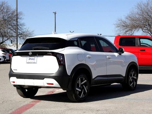 New 2025 Nissan Kicks SV w/ Interior Electronics Package image 4