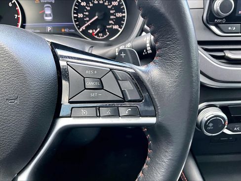 Used 2023 Nissan Altima 2.5 SR image 24