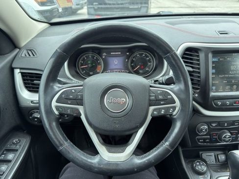 Used 2014 Jeep Cherokee Trailhawk w/ Technology Group image 14