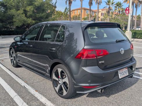 Used 2017 Volkswagen GTI Sport image 6