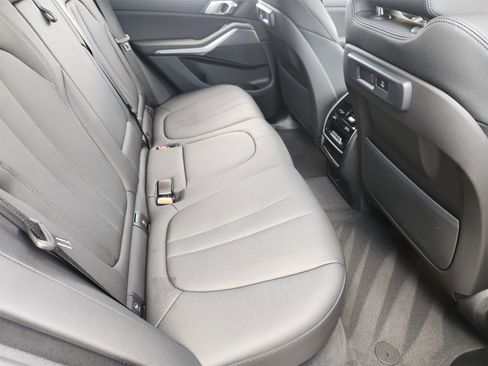 Used 2022 BMW X5 xDrive45e w/ Premium Package image 32