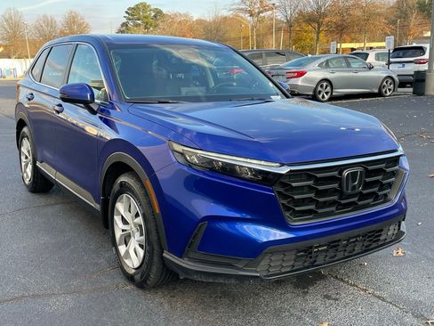 Certified 2025 Honda CR-V LX image 8