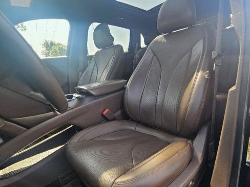 Used 2018 Lincoln MKX Reserve w/ Luxury Package AWD/4WD image 9