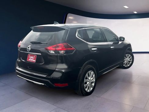 Used 2020 Nissan Rogue S image 5