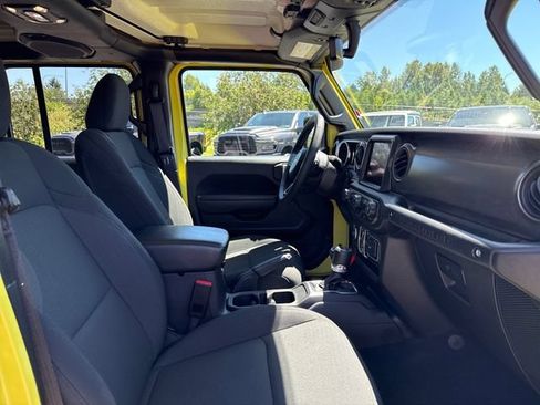 Used 2023 Jeep Wrangler Unlimited w/ 8.4" Radio Group AWD/4WD image 20