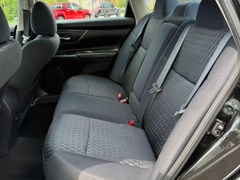 Used 2017 Nissan Altima 2.5 S w/ Power Driver Seat Package FWD image 12