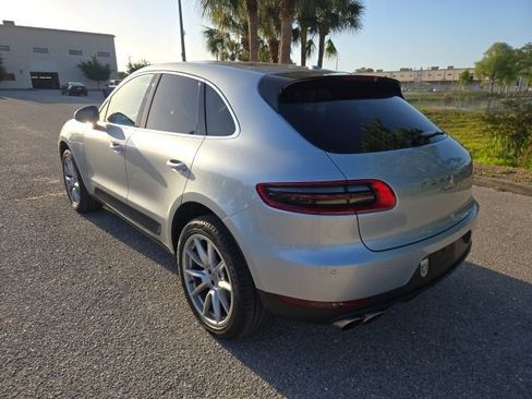 Used 2017 Porsche Macan S image 3