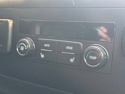 Used 2020 GMC Yukon Denali AWD/4WD image 29
