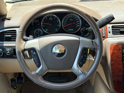 Used 2011 Chevrolet Tahoe LS RWD image 14