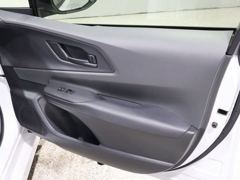 Used 2023 Toyota Prius LE image 22