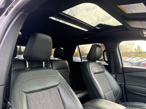 Used 2022 Ford Explorer Timberline w/ Timberline Technology Package image 33