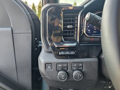 New 2026 Chevrolet Silverado 2500 ZR2 image 28